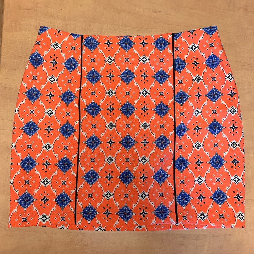 Pencil mini skirt